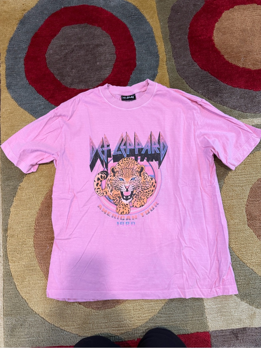 Def Leppard Pink Graphic Tee Shirt Band Tee Tiger Unisex Adult Size XS